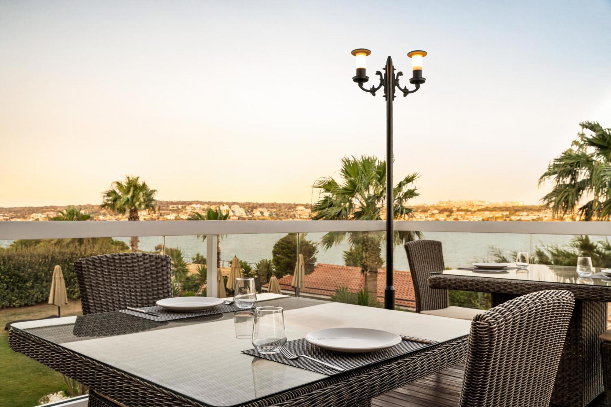 La Quinta By Wyndham Cesme Hotel